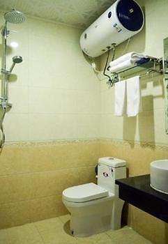 Xinyuan Business Hotel Лоян Экстерьер фото